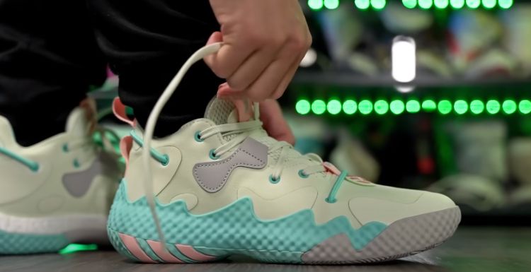 how to make big basketball shoes fit