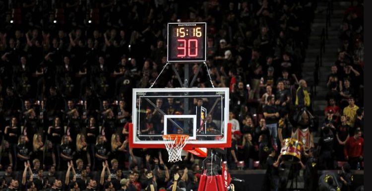 How Many Periods Are In A Basketball Game? A Guide on Game Durations and Structures